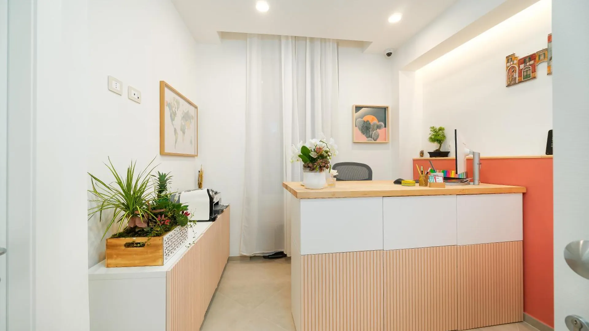 6Th Land - Rent Rooms Affittacamere La Spezia Guest house