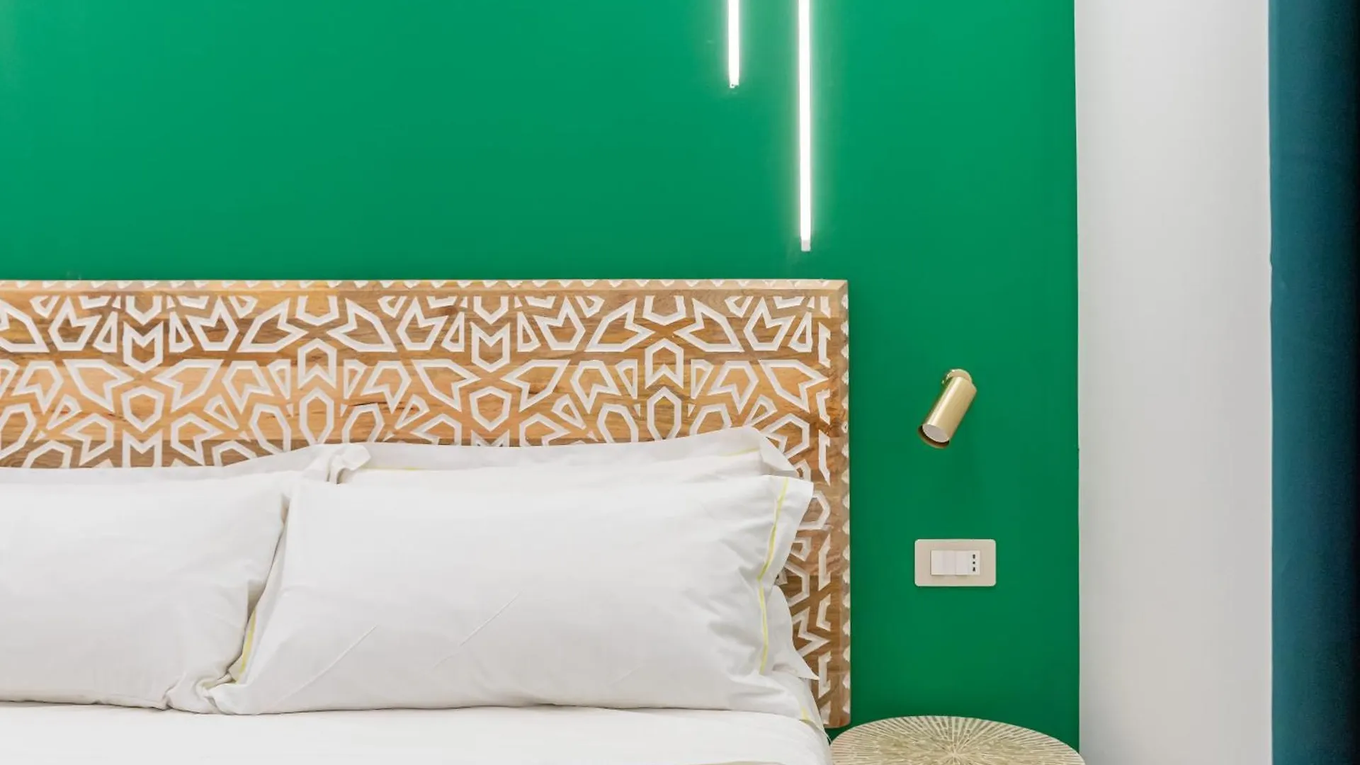 6Th Land - Rent Rooms Affittacamere La Spezia Guest house