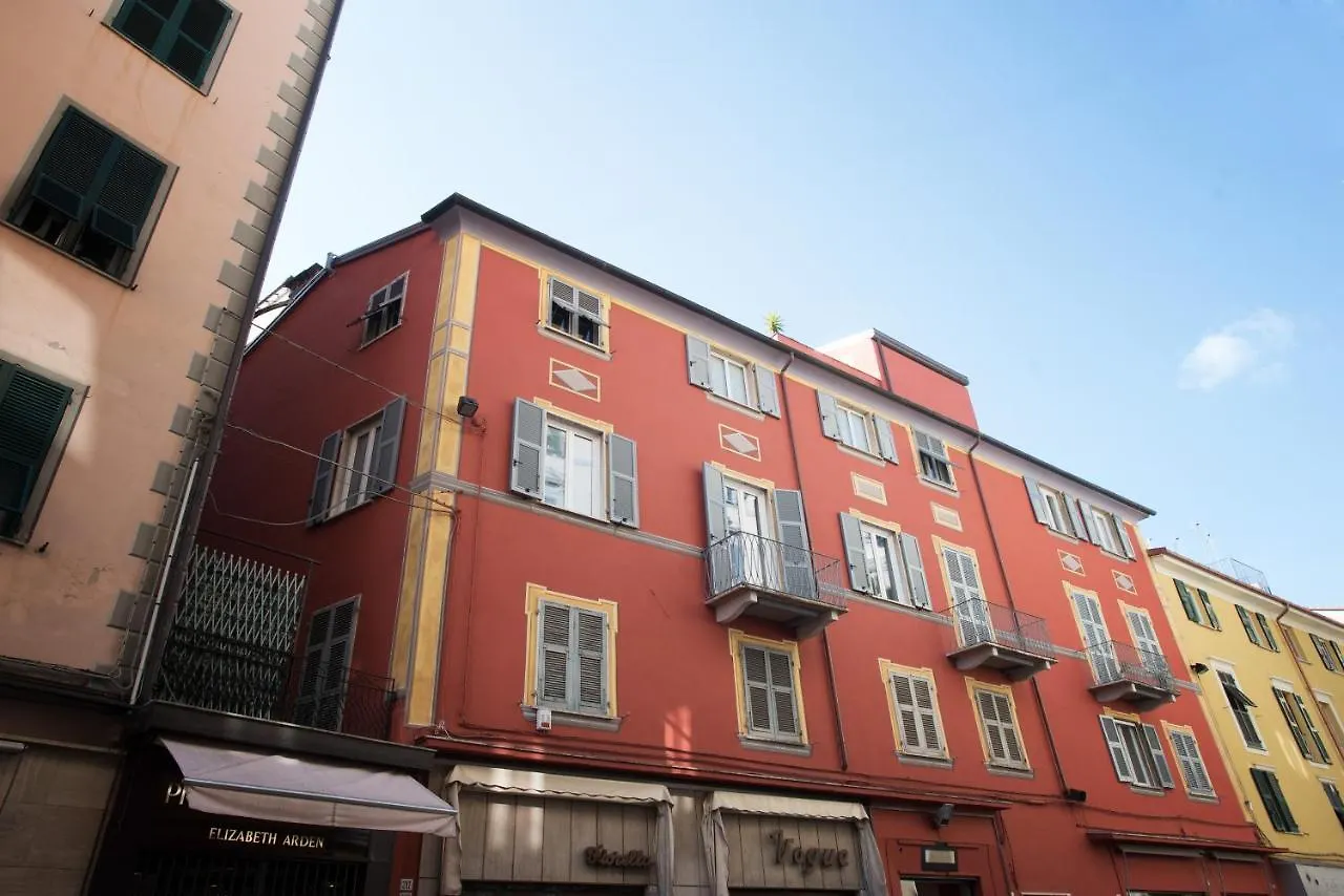 6Th Land - Rent Rooms Affittacamere La Spezia