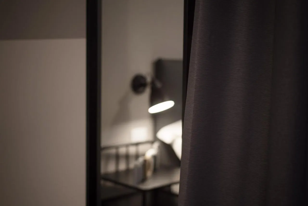 6Th Land - Rent Rooms Affittacamere La Spezia Guest house